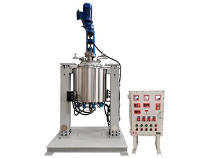 100L不銹鋼油浴電加熱中試反應(yīng)釜已完工發(fā)往瀘州